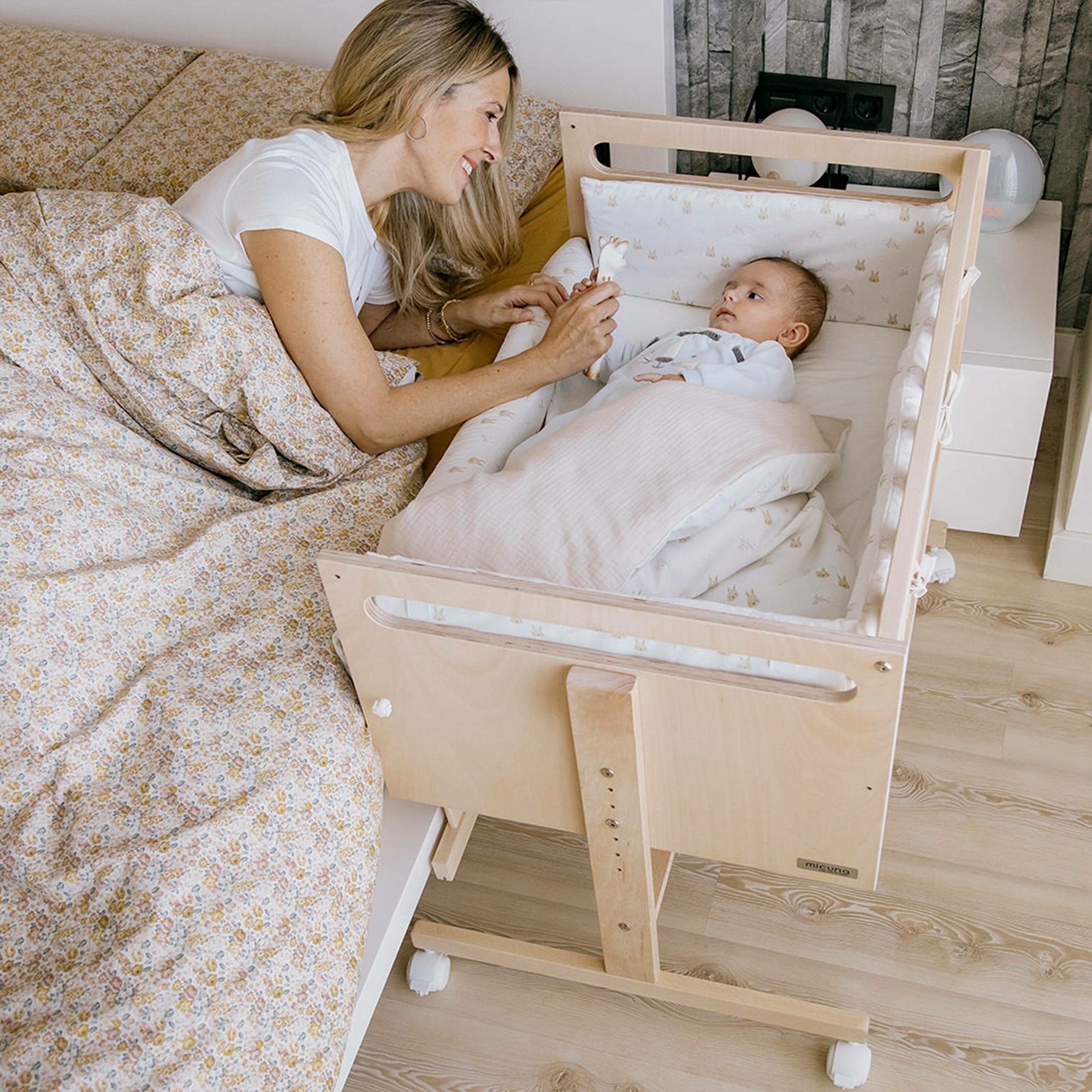 Mini wooden crib online